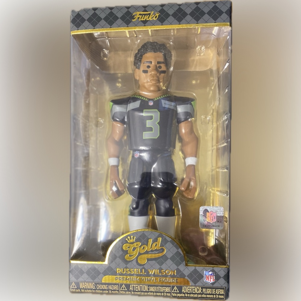 SEAHAWKS RUSSELL WILSON  🏈  SEATTLE 
🏈  NFL SUPERBOWL  🏈  12” FUNKO GOLD